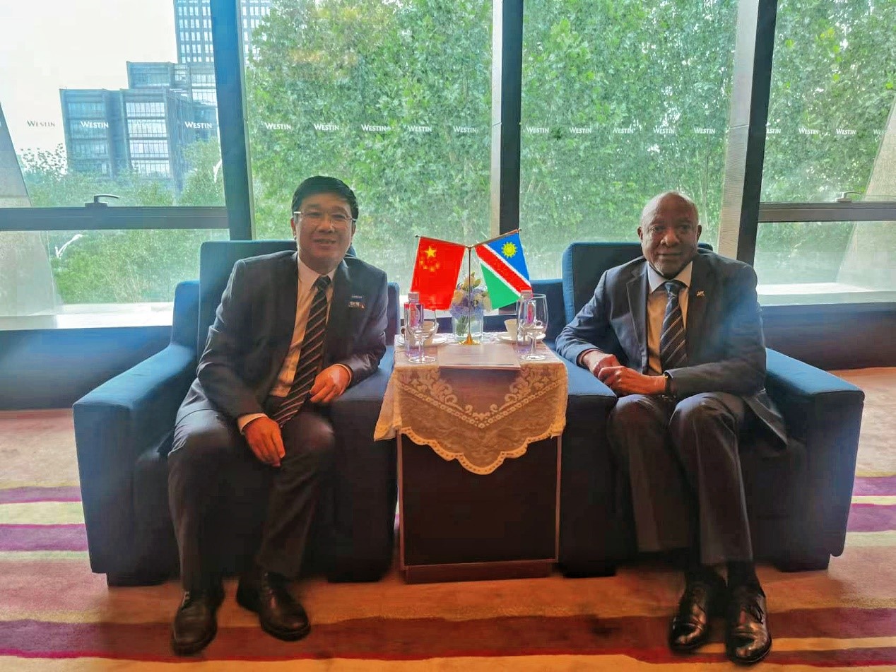 中非合作论坛期间明升ms官网资源 董事长王平卫拜会三国总统